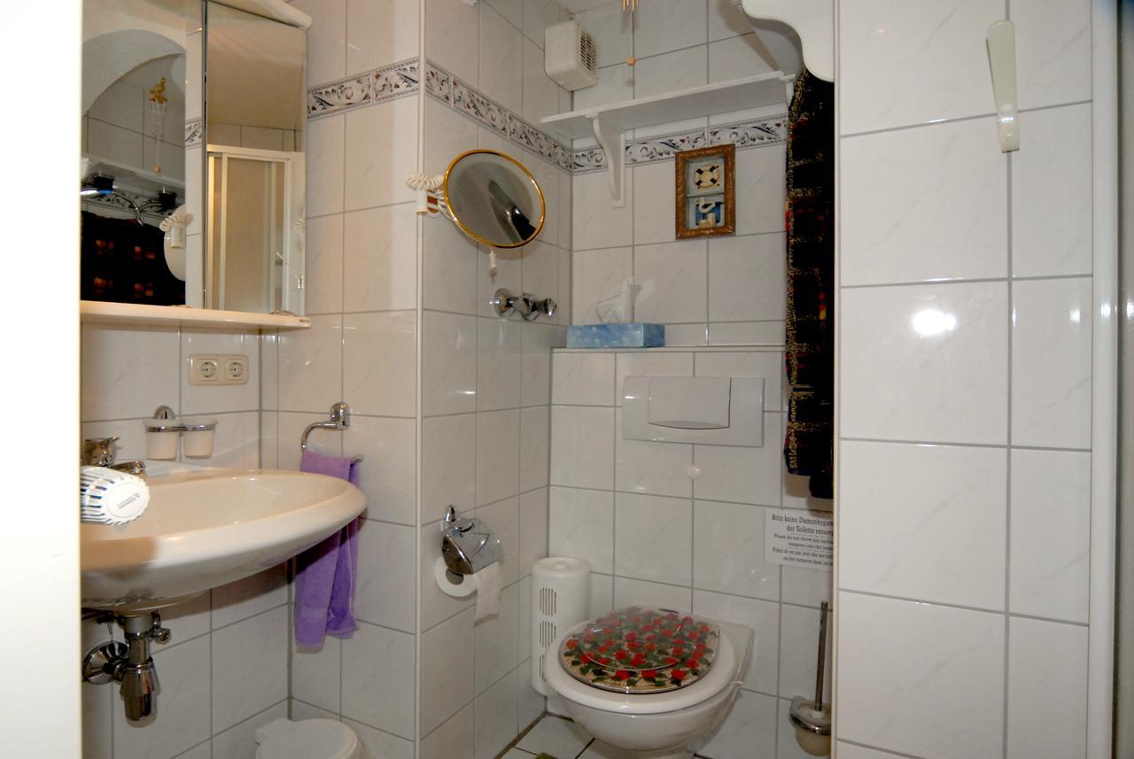 Haus Wessel Ξενοδοχείο Κολωνία Εξωτερικό φωτογραφία